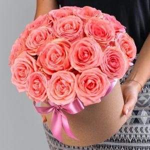 19 Розовых Роз (40 см.) в коробке