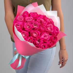21 Ярко-Розовая Роза (40 см.) в упаковке