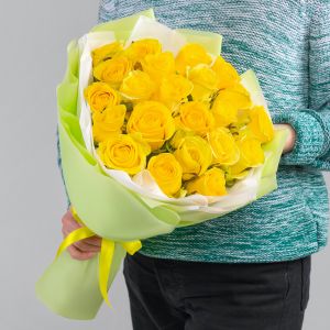 21 Желтая Роза (40 см.) в упаковке