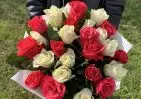 25 белых и розовых роз Кения 35-40 см в упаковке small №3
