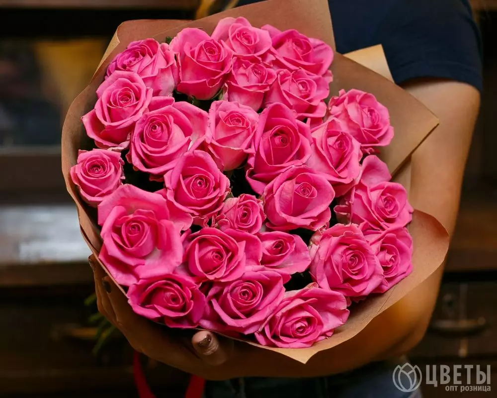 25 розовых роз Кении 35-40 см №1