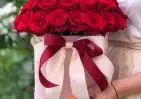 Букет 51 красной розы в шляпной коробке small №1
