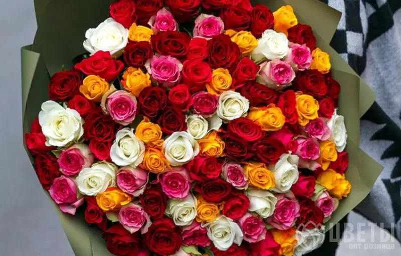 101 розы Кения Премиум микс 40 см в упаковке №3