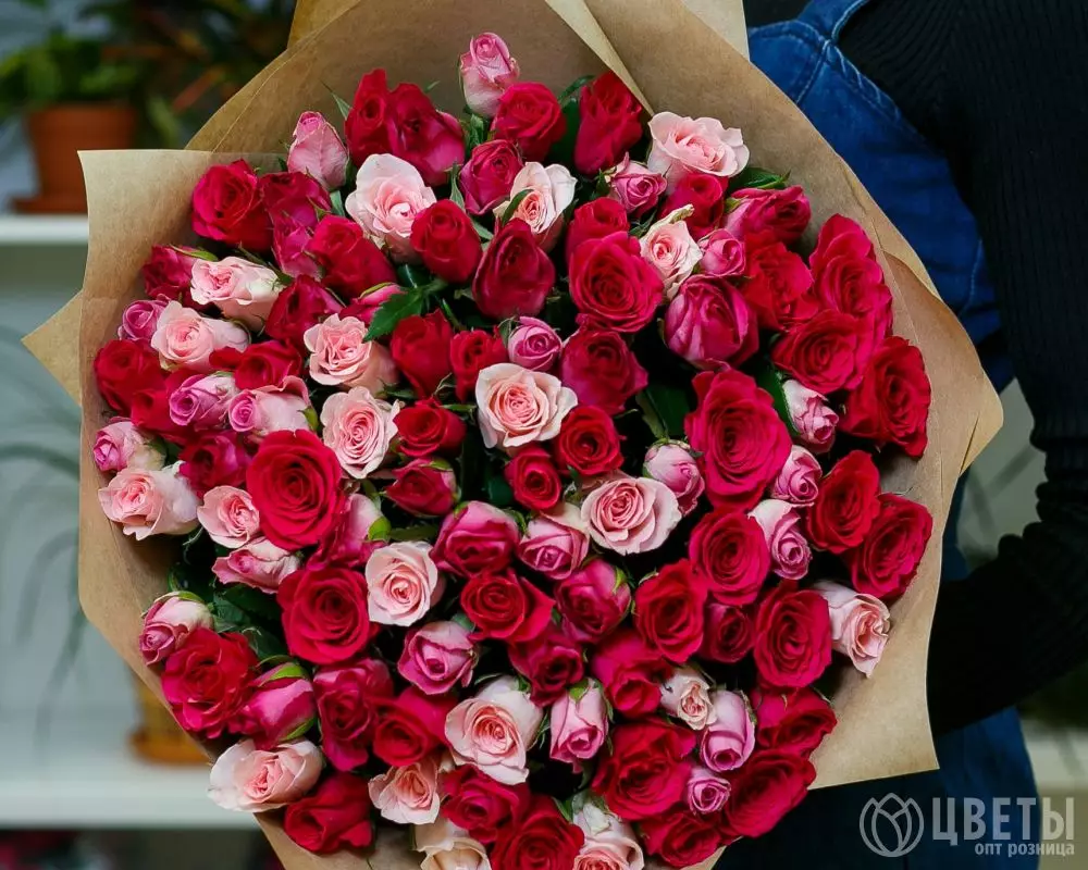 101 красной и розовой розы Кения Премиум 40 см в упаковке №1