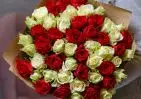 35 белых и красных роз Кения Премиум 40 см в упаковке small №2