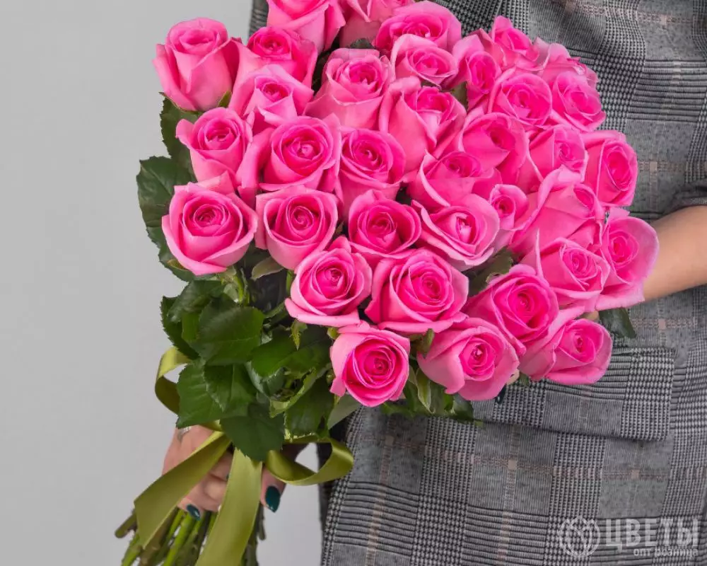 35 Ярко-Розовых Роз (50 см.) №1