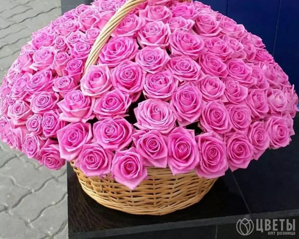 101 розовой розы в корзине №1