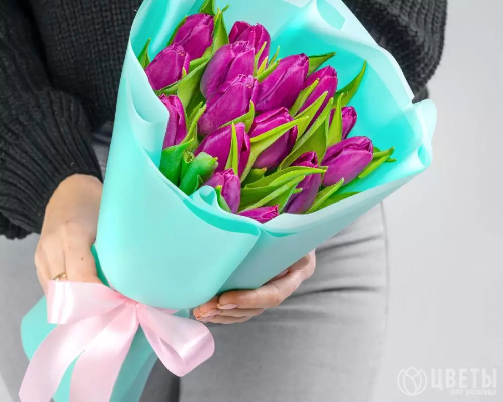  15 Фиолетовых Тюльпанов в упаковке №1