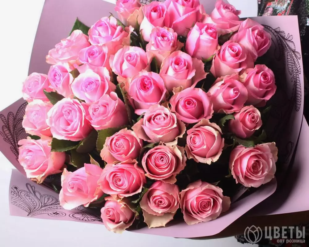 35 розовых роз Кении 40 см в упаковке №1