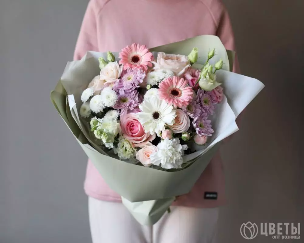 Средний букет цветов «Lantea» №1